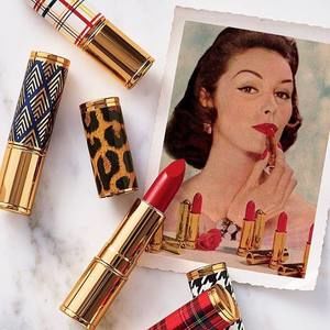 Meet your Posher, Maryjo